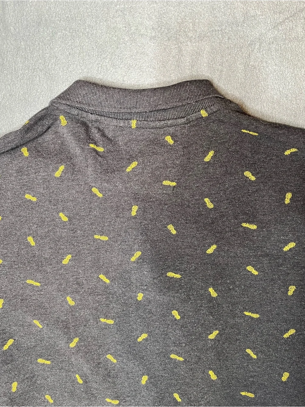 Banana Republic Men’s Charcoal Polo with Yellow Micro Pattern